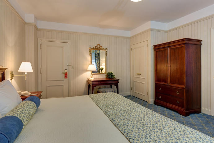 Imagen de la habitación del Hotel Wellington. Foto 11