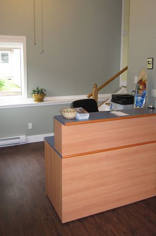 Imagen de los interiores del Hotel Wellington Inn. Foto 19