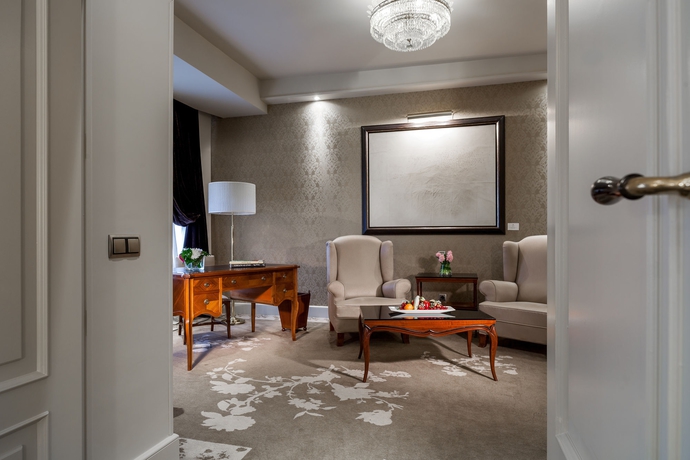 Imagen de la habitación del Hotel Wellington and Spa Madrid. Foto 11