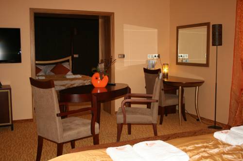 Imagen de la habitación del Hotel Wellness Beethoven. Foto 5