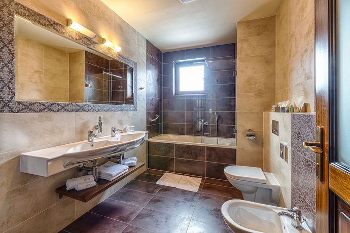 Imagen de la habitación del Hotel Wellness Borovica. Foto 9