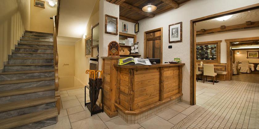 Imagen de los interiores del Hotel Wellness Crosal. Foto 13