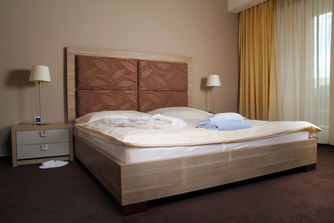 Imagen de la habitación del Hotel Wellness Diplomat. Foto 3