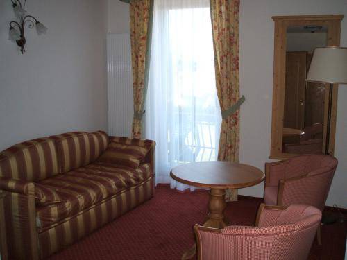 Imagen de la habitación del Hotel Wellness E Resort Stella Delle Alpi. Foto 14