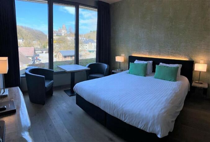 Imagen de la habitación del Hotel Wellness Eau de Roche. Foto 19