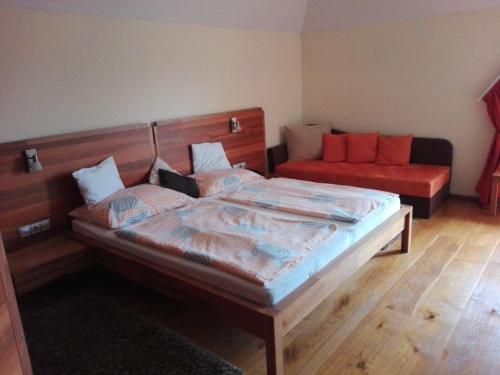 Imagen de la habitación del Hotel Wellness Kager Hark&aacute;ny. Foto 8