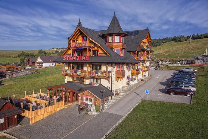 Imagen de los exteriores del Hotel Wellness Penzión Strachan. Foto 10