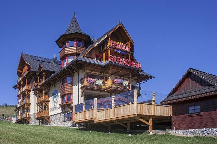 Imagen de los exteriores del Hotel Wellness Penzión Strachan. Foto 15