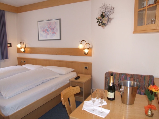 Imagen de la habitación del Hotel Wellness Residence Panorama. Foto 11