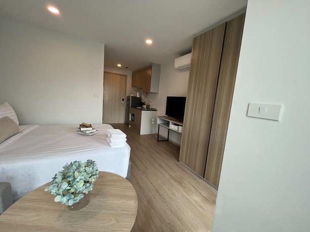 Imagen de la habitación del Hotel Wellness Stay And Sukhumvit 107. Foto 10