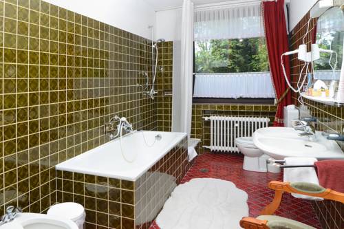 Imagen de la habitación del Hotel Wellness Und Romantik Helmboldt. Foto 6