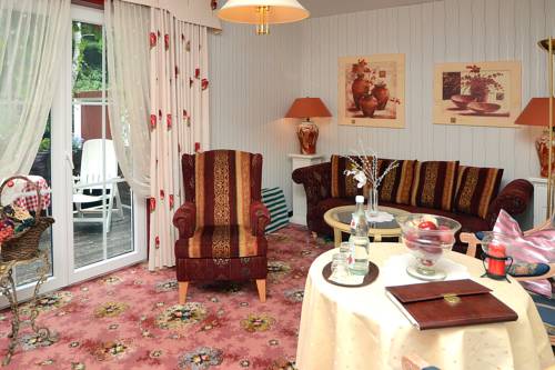 Imagen de la habitación del Hotel Wellness Und Romantik Helmboldt. Foto 13