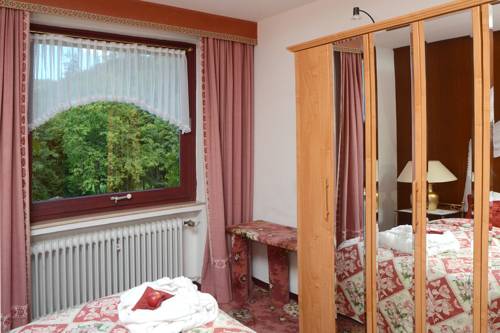 Imagen de la habitación del Hotel Wellness Und Romantik Helmboldt. Foto 14