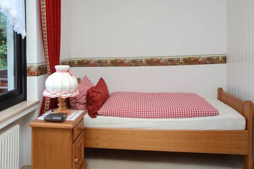 Imagen de la habitación del Hotel Wellness Und Romantik Helmboldt. Foto 15