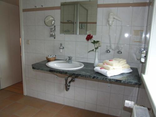 Imagen de la habitación del Hotel Wellness- & Sporthotel Haus am See. Foto 8
