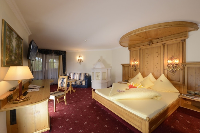 Imagen de la habitación del Hotel Wellness and Beauty Alte Post. Foto 5