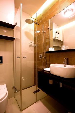 Imagen de la habitación del Hotel Wellness and Spa Ambiente. Foto 13
