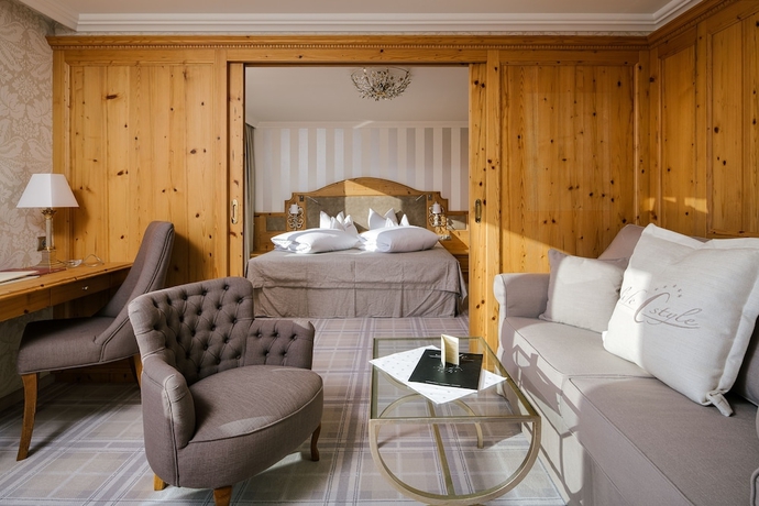 Imagen de la habitación del Hotel Wellnesshotel Cervosa. Foto 7