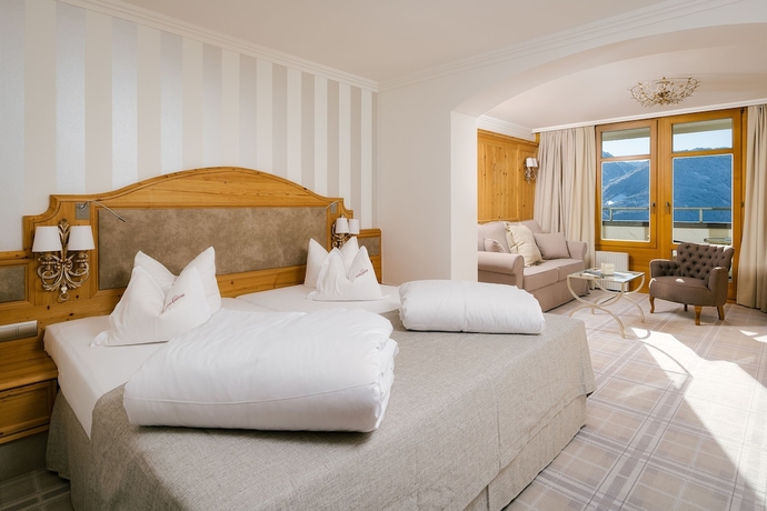 Imagen de la habitación del Hotel Wellnesshotel Cervosa. Foto 14