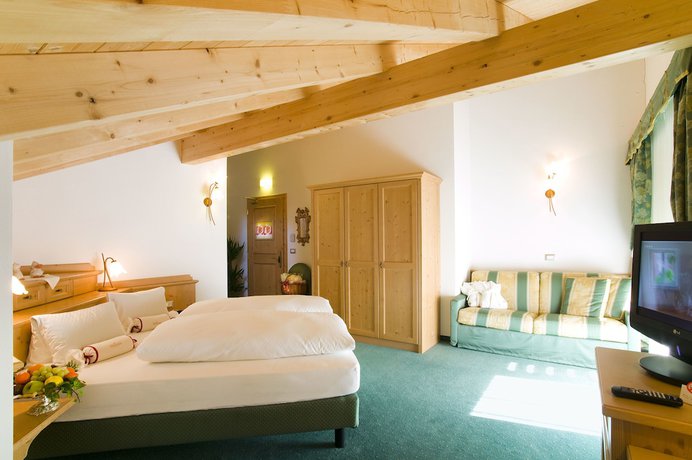 Imagen de la habitación del Hotel Wellnesshotel Grafenstein. Foto 11