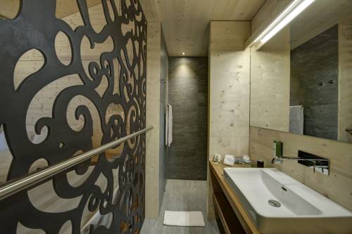 Imagen de la habitación del Hotel Wellnesshotel Rovanada Superior. Foto 12