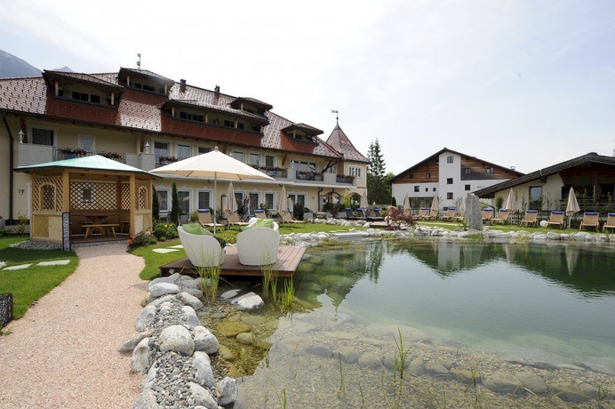 Imagen de los exteriores del Hotel Wellnesshotel Sch&ouml;nruh - Adults Only. Foto 3