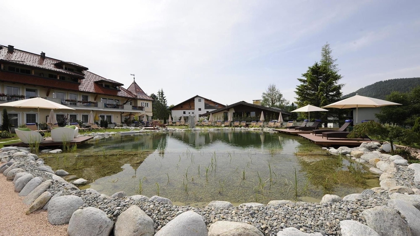 Imagen de la piscina del Hotel Wellnesshotel Sch&ouml;nruh - Adults Only. Foto 14