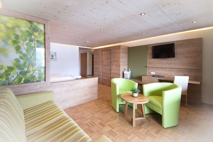 Imagen de la habitación del Hotel Wellnesshotel Sonnenhof And Sonnhalde. Foto 12