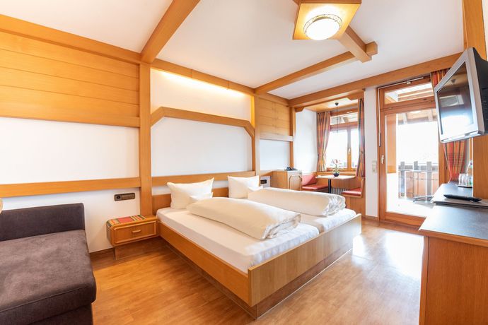 Imagen de la habitación del Hotel Wellnesshotel Sonnenhof And Sonnhalde. Foto 13