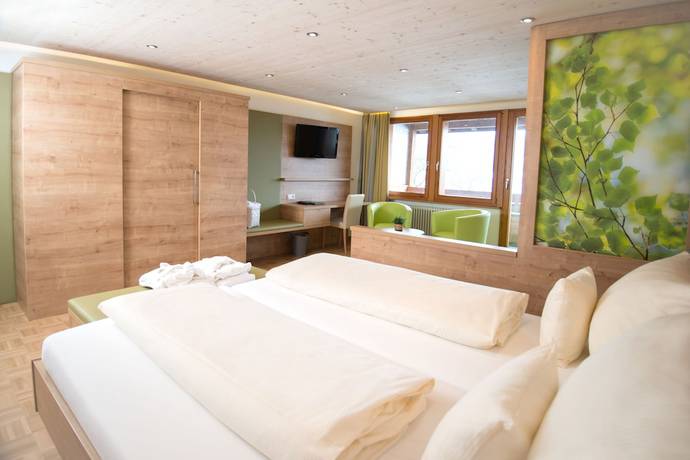 Imagen de la habitación del Hotel Wellnesshotel Sonnenhof And Sonnhalde. Foto 15