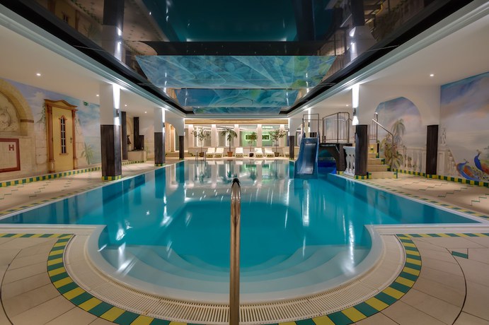 Imagen de la piscina del Hotel Wellness-residenz Schalber. Foto 17
