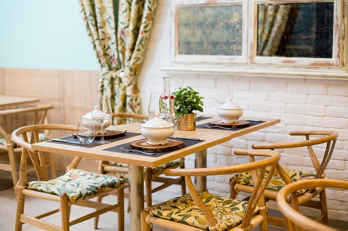 Imagen del bar/restaurante del Hotel Wellton Riga and Spa. Foto 3