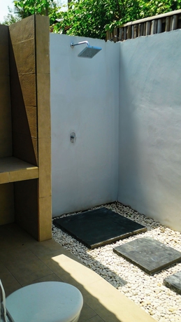 Imagen de la habitación del Hotel Welly Bungalow. Foto 13