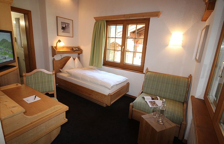 Imagen de la habitación del Hotel Welschen Zermatt. Foto 5