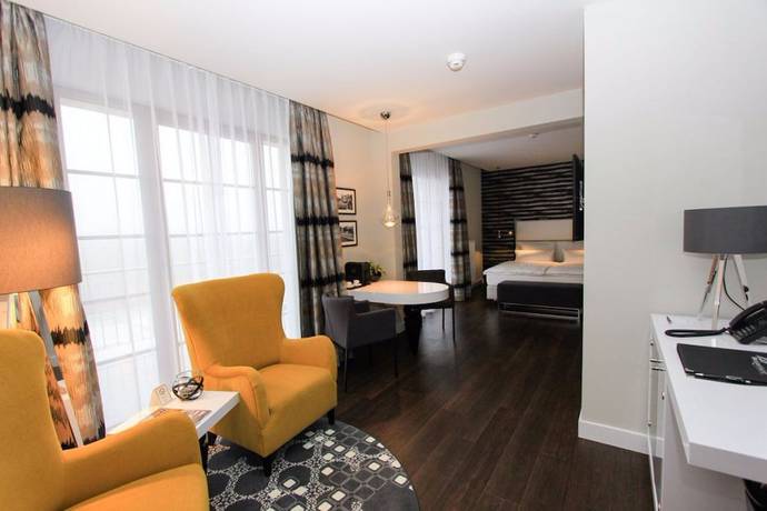 Imagen de la habitación del Hotel Wemperhardt. Foto 14