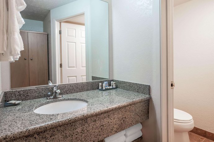 Imagen de la habitación del Hotel Wenatchee Inn. Foto 11