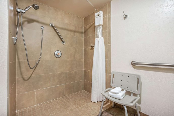 Imagen de la habitación del Hotel Wenatchee Inn. Foto 17