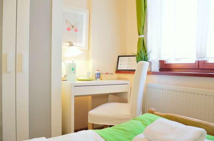 Imagen de la habitación del Hotel Wenderedu Business Center. Foto 19