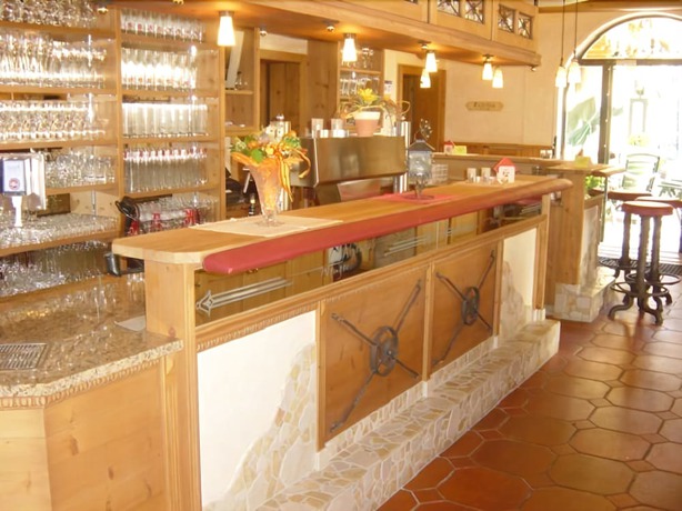 Imagen del bar/restaurante del Hotel Wenger Alpenhof. Foto 5