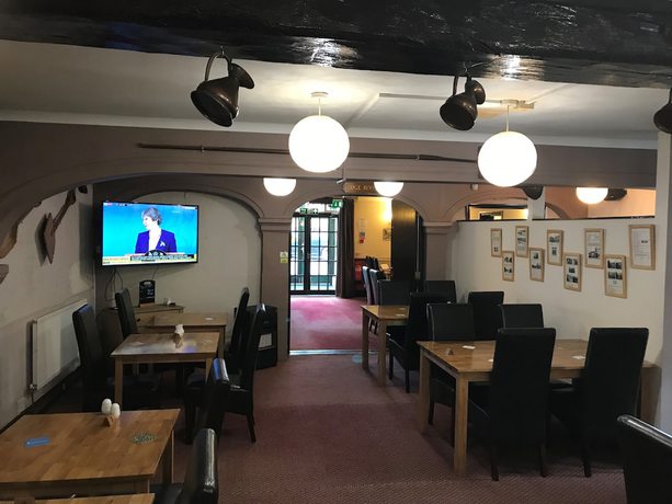 Imagen del bar/restaurante del Hotel Wensum Lodge. Foto 6