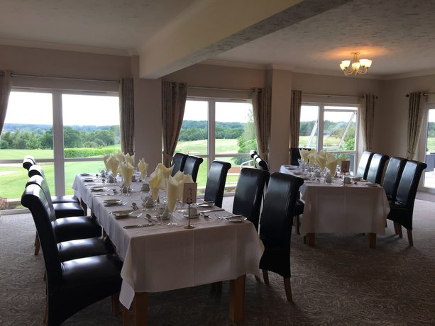 Imagen del bar/restaurante del Hotel Wensum Valley Golf and Country Club. Foto 9