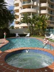 Imagen de la piscina del Hotel Wentworth Royal Pacific. Foto 7