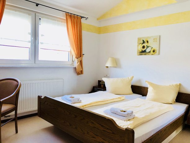 Imagen de la habitación del Hotel Werneths Landgasthof Hirschen. Foto 2