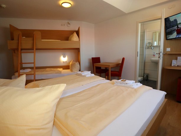 Imagen de la habitación del Hotel Werneths Landgasthof Hirschen. Foto 16