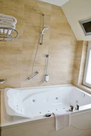 Imagen de la habitación del Hotel Werzer's Velden. Foto 8