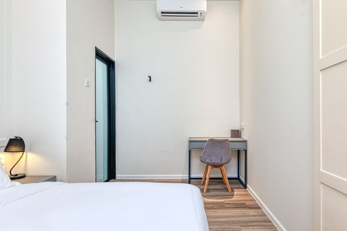 Imagen de la habitación del Hotel Wesley Hotel. Foto 16