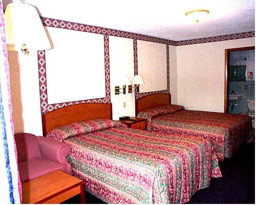 Imagen de la habitación del Hotel Wesley Inn & Suites. Foto 3