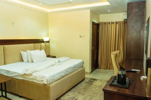 Imagen de la habitación del Hotel Wesleys. Foto 16