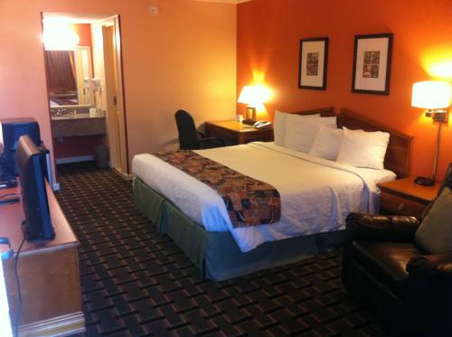 Imagen de la habitación del Hotel West Bank Inn, Augusta. Foto 10