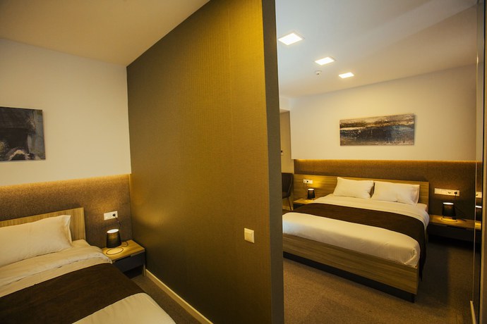 Imagen de la habitación del Hotel West, Batumi. Foto 11